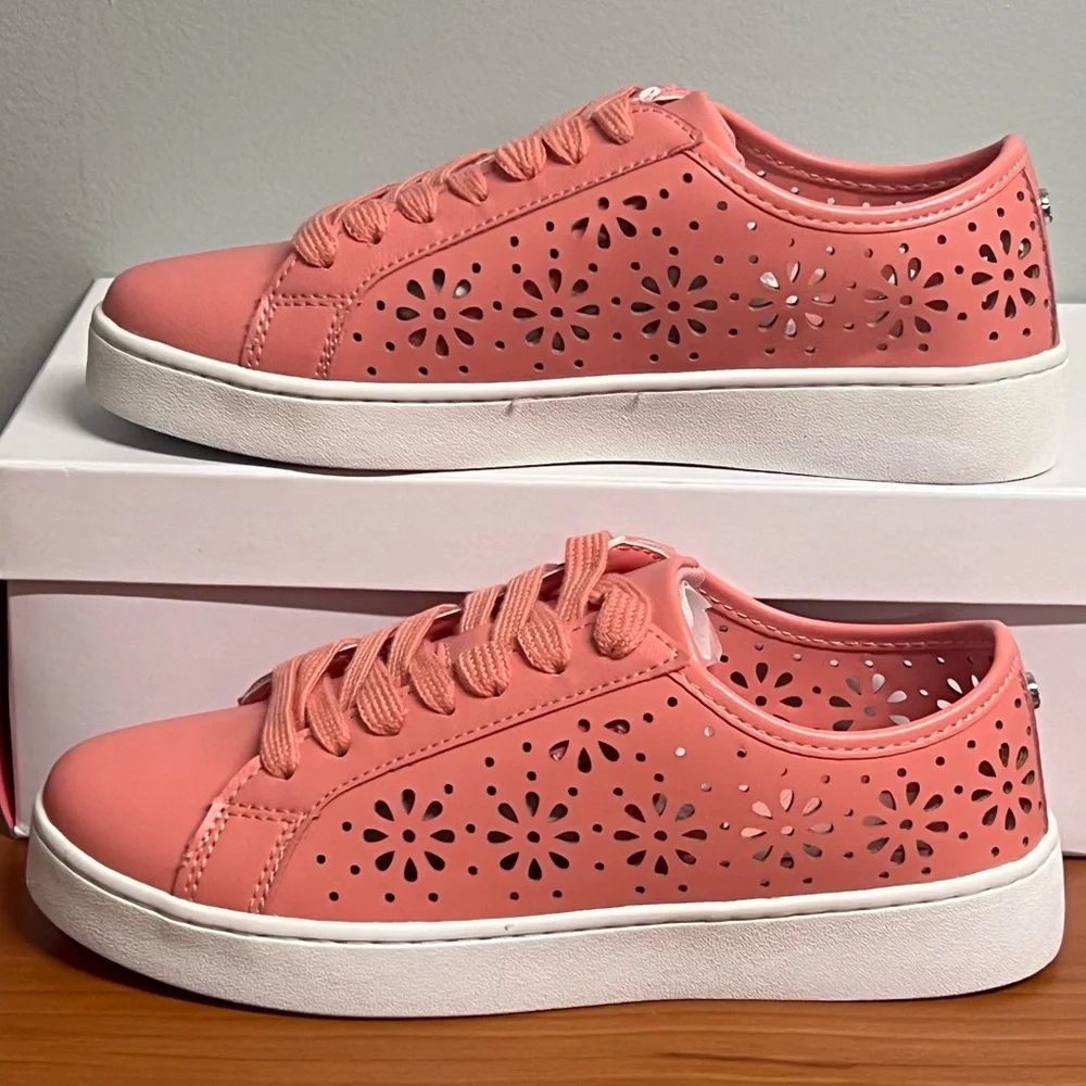 Women's Isaac Mizrahi Tamara Lace-Up Floral Perforated Sneakers Pink Siz…